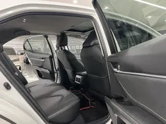 2023 Toyota Camry 2.5S Fashion, белый — фото 7