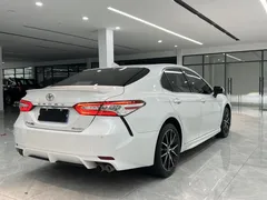 2023 Toyota Camry 2.5S Fashion, белый — фото 10