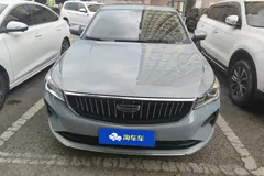2023 Geely Emgrand 4th Gen 1.5L CVT Premium Champion — фото 3