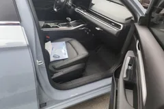 2023 Geely Emgrand 4th Gen 1.5L CVT Premium Champion — фото 6