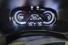 2023 Geely Emgrand 4th Gen 1.5L CVT Premium Champion — фото 17