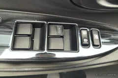 2022 Toyota Yaris L Zhixuan X 1.5L CVT Leading Plus, белый — фото 12