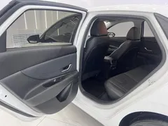 2023 Hyundai Elantra 1.5L CVT GLX Elite, белый — фото 13