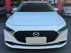 2021 Mazda Mazda3 2.0L AT, белый — фото 2