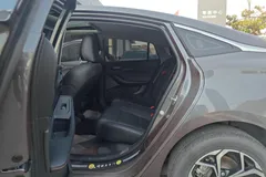 2022 MG MG5 180DVVT CVT Luxury — фото 12