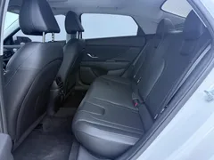 2023 Hyundai Elantra 1.5L CVT GLX Elite, белый — фото 23