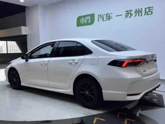 2021 Toyota Corolla 1.5L CVT GR SPORT, белый — фото 4