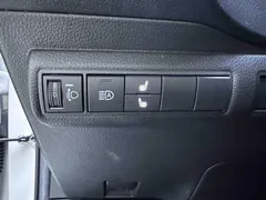 2021 Toyota Corolla 1.5L CVT GR SPORT, белый — фото 16