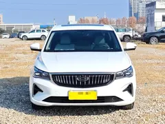 2023 Geely Emgrand 4th Gen Champion 1.5L CVT Flagship, белый — фото 2