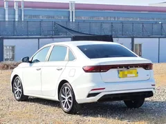 2023 Geely Emgrand 4th Gen Champion 1.5L CVT Flagship, белый — фото 7