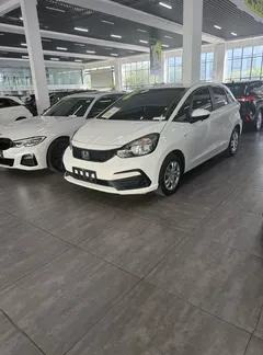 2021 Honda Fit 1.5L CVT, белый — фото 1