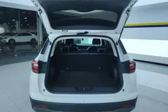 2022 Changan CS35 PLUS 1.6L GDI MT Luxury, белый — фото 11