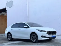 2021 Kia Cerato 1.5L CVT Fashion, белый — фото 3