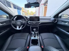 2021 Kia Cerato 1.5L CVT Fashion, белый — фото 5