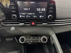 2022 Hyundai Elantra 1.5L CVT GLX Elite, белый — фото 8
