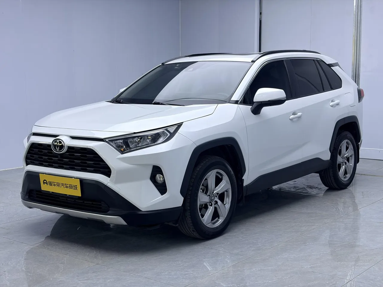 2021 Toyota RAV4 2.0L CVT 4WD Fashion Plus