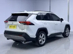 2021 Toyota RAV4 2.0L CVT 4WD Fashion Plus, белый — фото 6