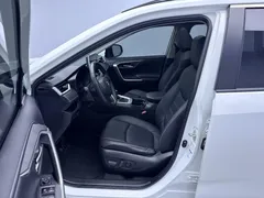 2021 Toyota RAV4 2.0L CVT 4WD Fashion Plus, белый — фото 11
