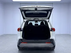 2021 Toyota RAV4 2.0L CVT 4WD Fashion Plus, белый — фото 14