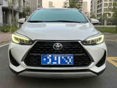 2022 Toyota Yaris L Zhixuan 1.5L CVT Leading Plus, белый — фото 2