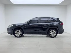 2022 Toyota Wildlander 2.0L 4WD Luxury Plus, чёрный — фото 4
