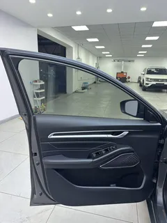 2022 Geely Emgrand 4th Gen 1.5L CVT Premium — фото 16
