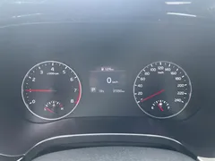 2021 Kia Seltos 1.5L CVT Trend, белый — фото 8