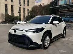 2023 Toyota Frontlander 2.0L CVT Leading, белый — фото 1