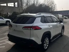 2023 Toyota Frontlander 2.0L CVT Leading, белый — фото 8
