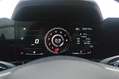 2022 Hyundai Elantra 1.5L CVT LUX Premium, белый — фото 16