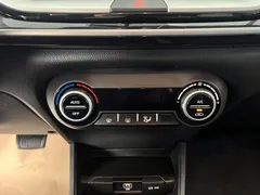 2021 Kia Yipao 1.4L CVT Sunroof, белый — фото 16