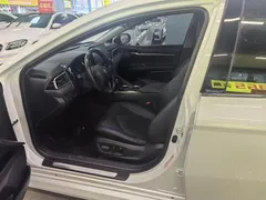 2021 Toyota Camry 2.0G Luxury, белый — фото 5