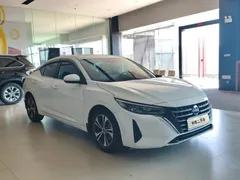 2023 Nissan Sylphy 1.6L CVT, белый — фото 3