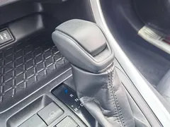 2022 Toyota Wildlander 2.0L 4WD Luxury, белый — фото 13