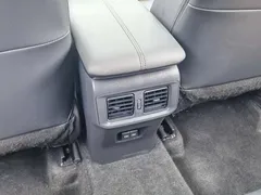 2022 Toyota Wildlander 2.0L 4WD Luxury, белый — фото 25