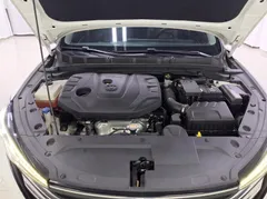 2022 Changan Eado 1.6L GDI MT Luxury, белый — фото 16