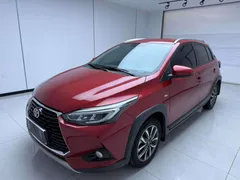 2022 Toyota Yaris L Zhixuan X 1.5L CVT Luxury Plus, красный — фото 1