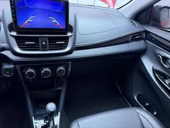 2022 Toyota Yaris L Zhixuan X 1.5L CVT Luxury Plus, красный — фото 12