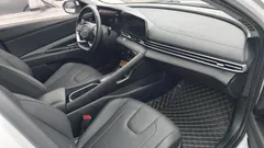 2022 Hyundai Elantra 1.5L CVT LUX Premium, белый — фото 6