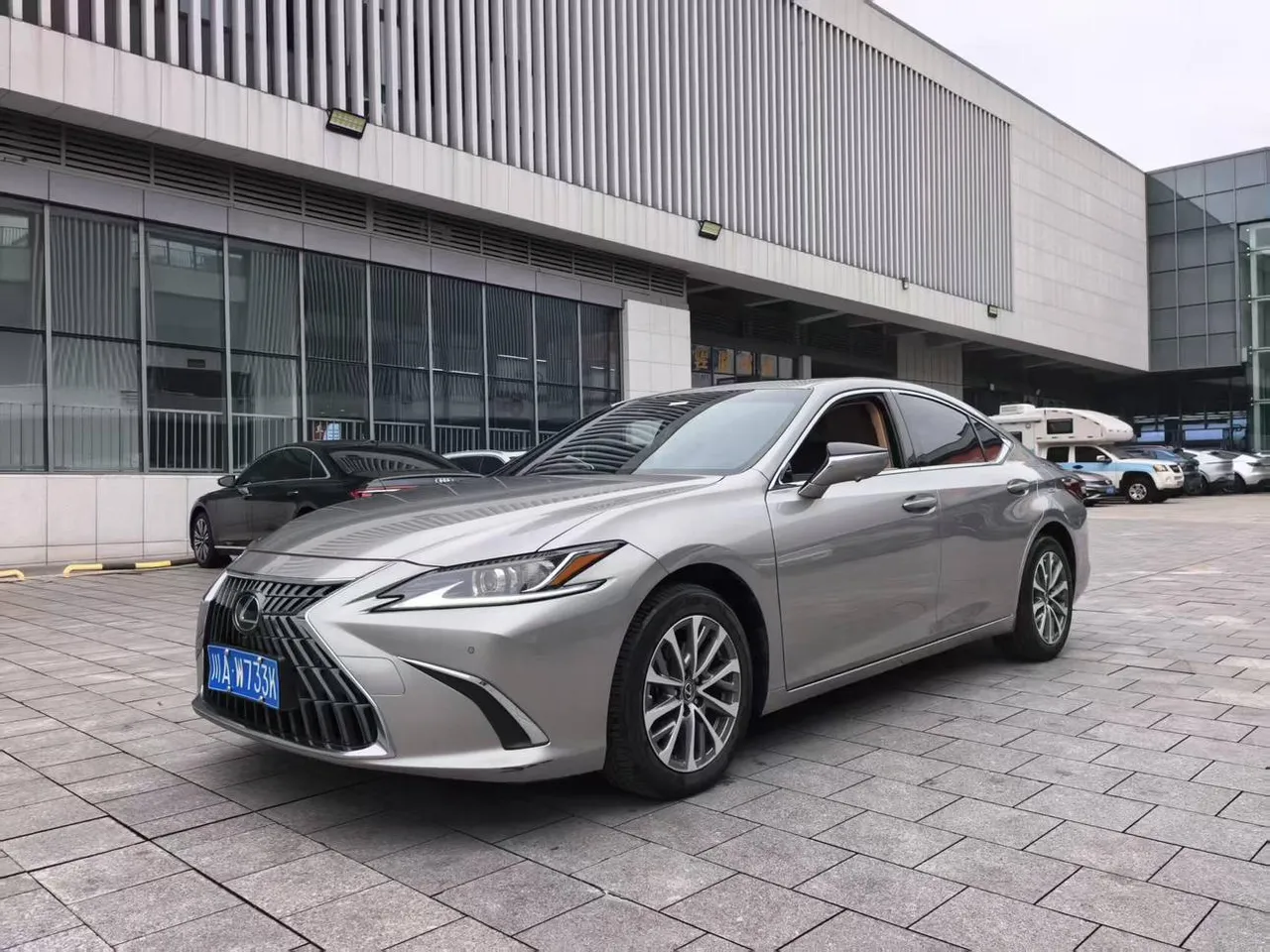 2022 Lexus ES 200 Excellence
