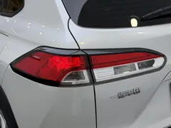 2023 Toyota Corolla Cross 2.0L CVT Pioneer, белый — фото 20