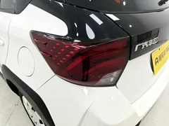 2022 Toyota Yaris L Zhixuan X 1.5L CVT Leading Plus, белый — фото 20