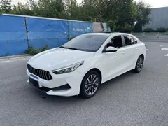 2021 Kia Cerato 1.5L IVT Fashion, белый — фото 3