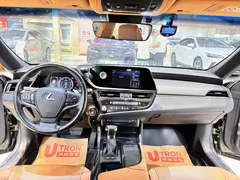 2021 Lexus ES 200 Excellence, зелёный — фото 4