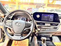 2021 Lexus ES 200 Excellence, зелёный — фото 5