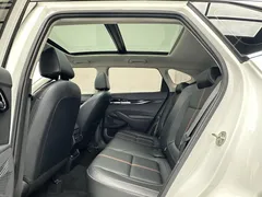 2021 Kia Seltos 1.5L CVT Trend, белый — фото 5