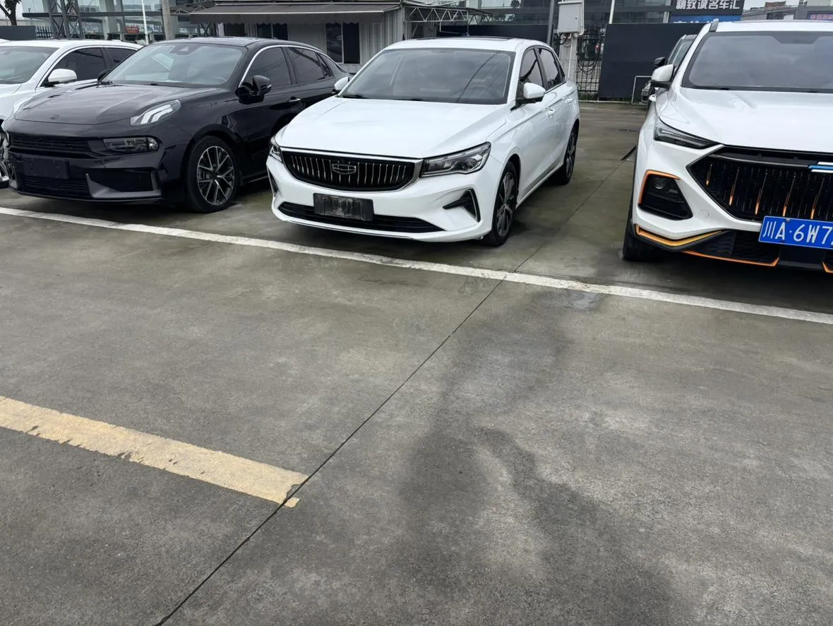 2022 Geely Emgrand 4th Gen 1.5L CVT Flagship