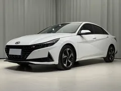2022 Hyundai Elantra 1.5L CVT LUX Premium, белый — фото 1