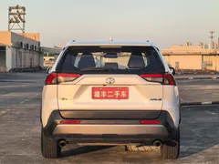 2022 Toyota RAV4 2.0L CVT 2WD Fashion Plus, белый — фото 15