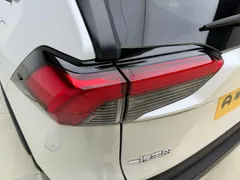 2023 Toyota RAV4 2.0L CVT 2WD Fashion Plus, белый — фото 17